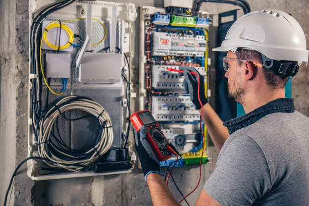 Best Residential Electrician Services  in Lindenhurst, IL