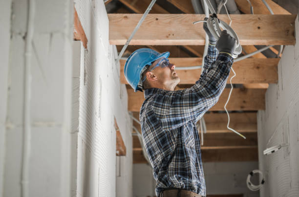 Best Licensed Electrician  in Lindenhurst, IL